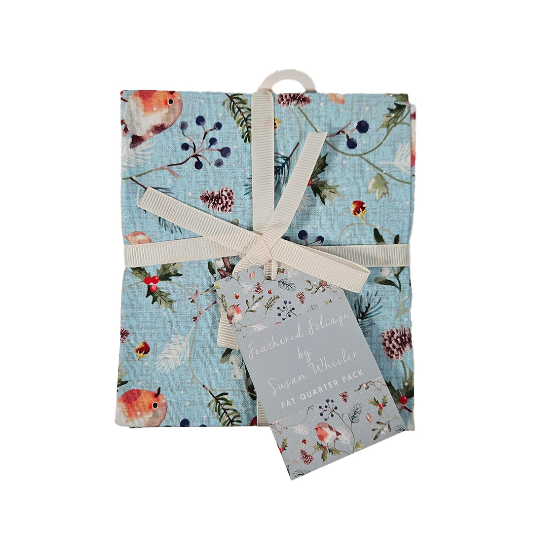 Feathered Foliage by Susan Wheeler - Christmas - Fat Quarters (3651-00) - Image 2
