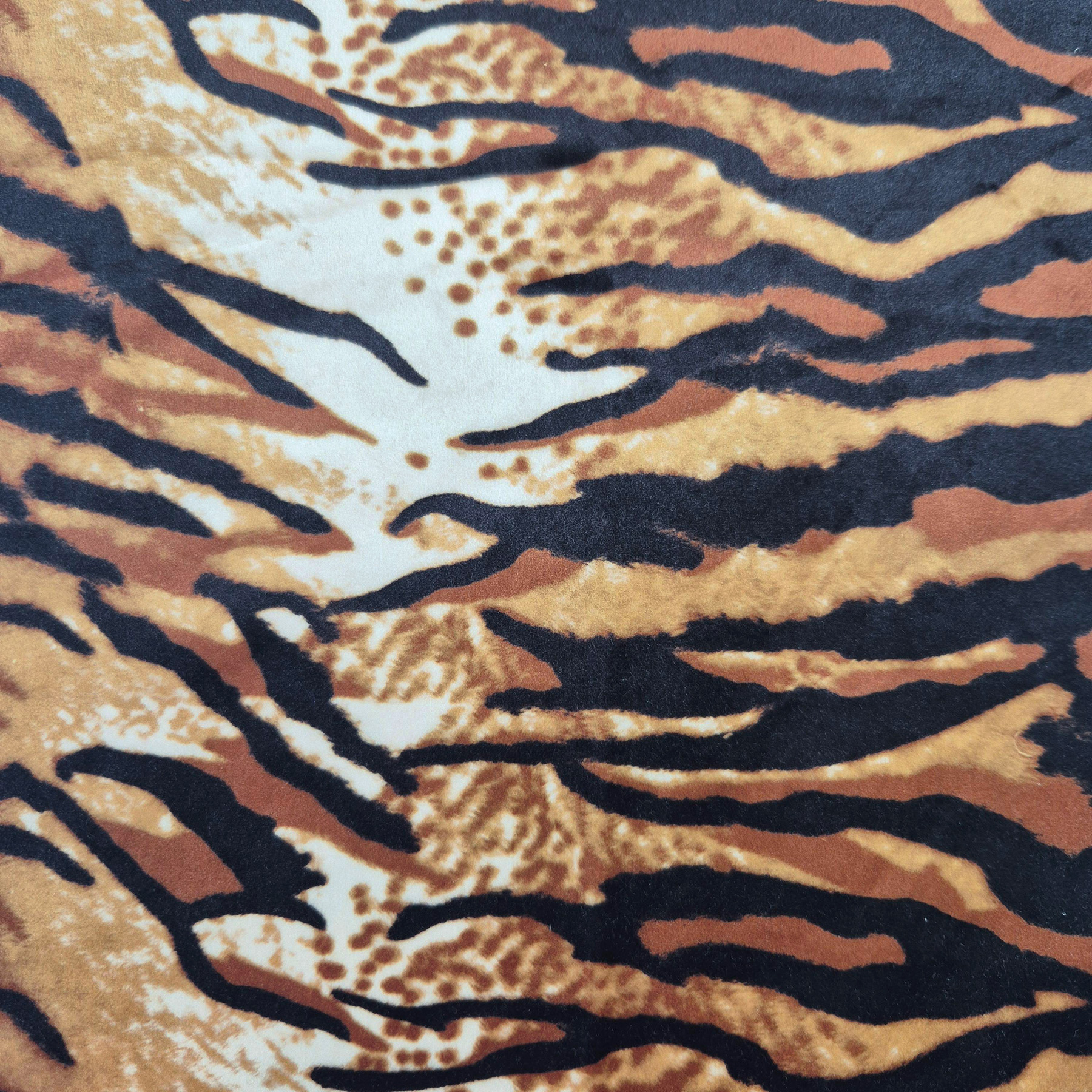 Animal Print - Velour (3706) - Image 4
